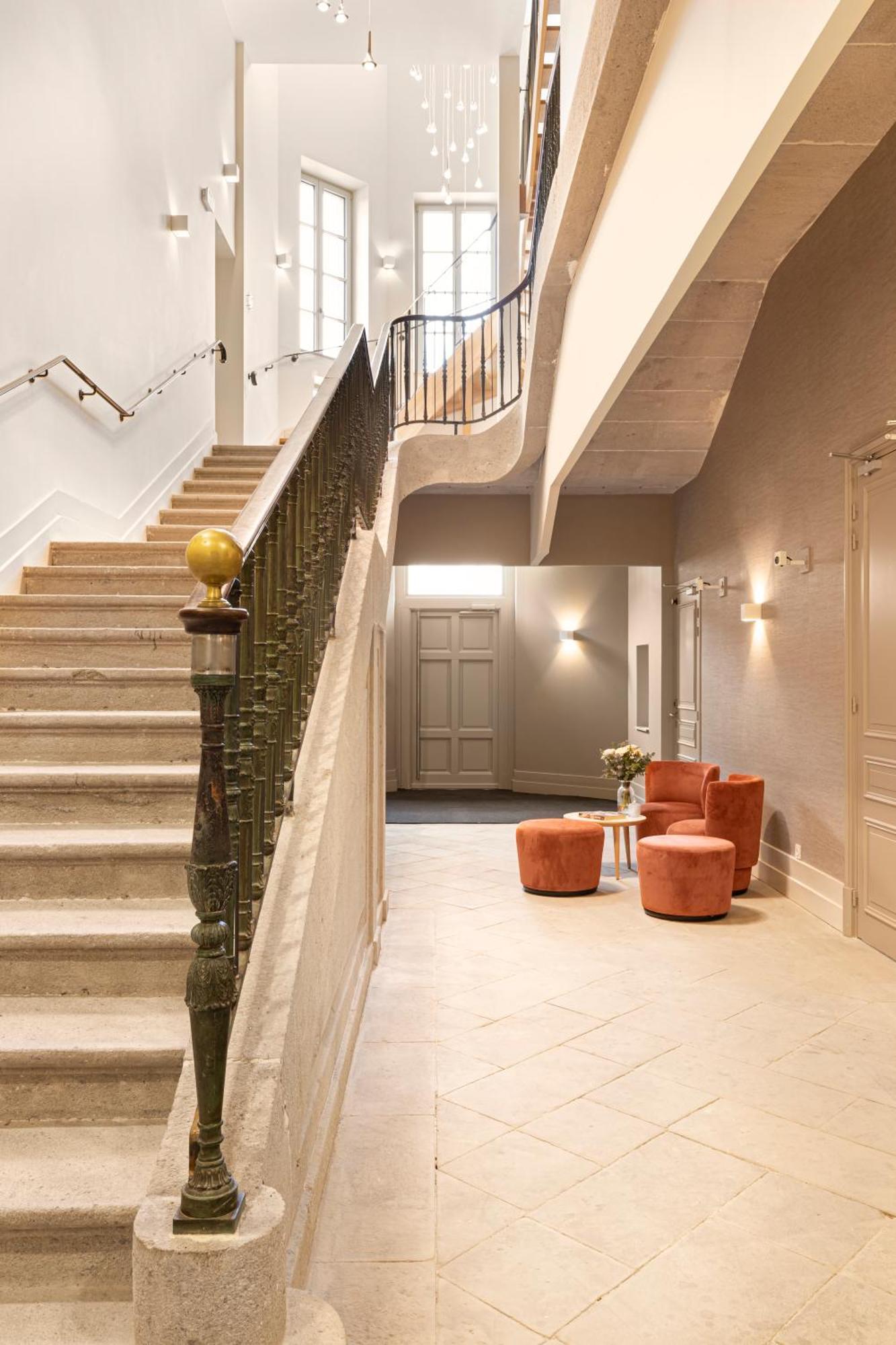 Domaine Et Chateau De Valinches Marols Екстериор снимка